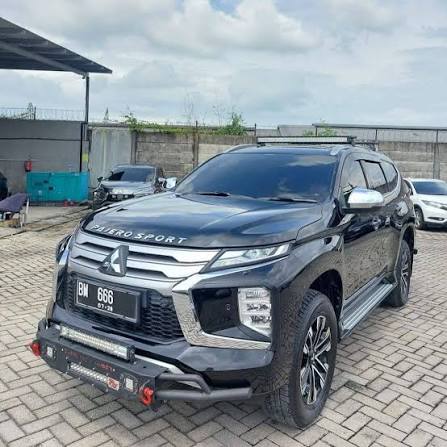 Mitsubishi Pajero Sport Dakar - Image 2